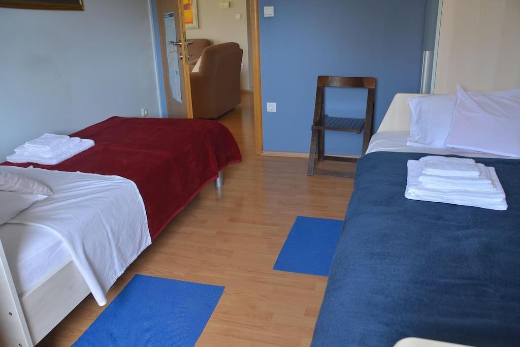 Apartman Ana Pula - Calm, Free Parking, Close To Center Exterior foto